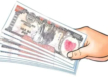 रोशी गाउँपालिमा खोलाले बगाएर मृत्यु भएकाको परिवारलाई पाँच लाख राहत