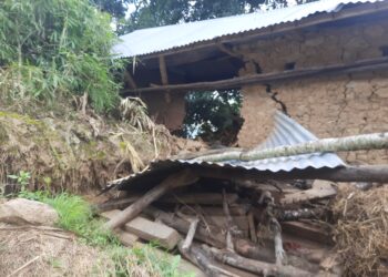 पहिरोले रोशी–९ रजबासको झिल्केटोल र देउराली बस्ती पुरै विस्थापित