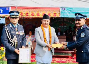 рдЗрдкреНрд░рдХрд╛ рдордВрдЧрд▓рдЯрд╛рд░рдХрд╛ рдкреНрд░рдореБрдЦ рдХреГрд╖реНрдг рдЧрд┐рд░реА тАЬрдЙрддреНрдХреГрд╖реНрдЯ рдЕрдиреБрд╕рдиреНрдзрд╛рдирдХрд░реНрддрд╛ рдкреБрд░рд╕реНрдХрд╛рд░тАЭрдмрд╛рдЯ рд╕рдореНрдорд╛рдирд┐рдд