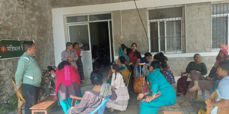 रोशीमा निःशुल्क स्वास्थ्य शिविरबाट दुई सय भन्दा बढिले पाए स्वास्थ्य सेवा