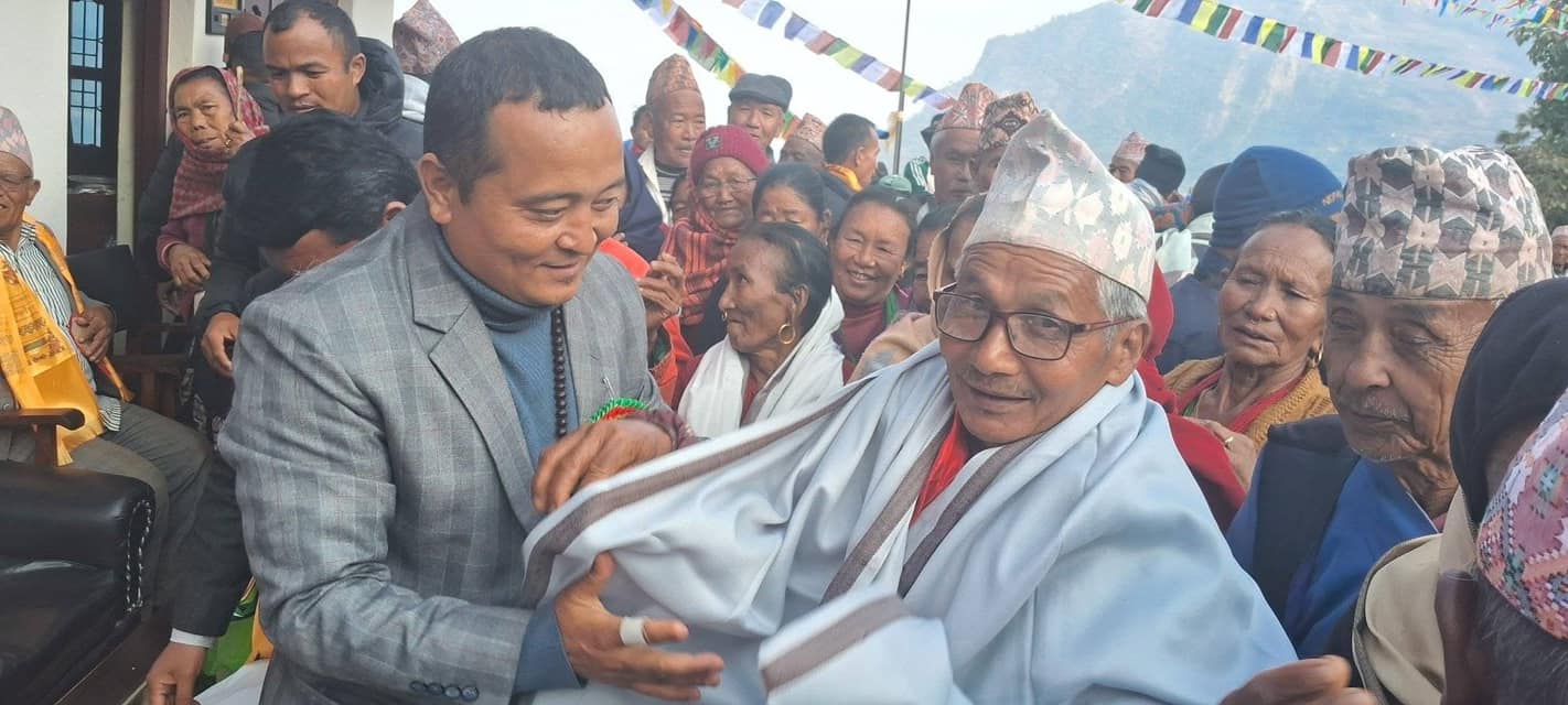 रेडियो रोशी १०१.६ मेगाहर्ज