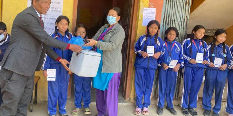 रोशीका १,११७ जना किशोरीले लगाए ‘एचपिभी’ विरुद्धको खोप