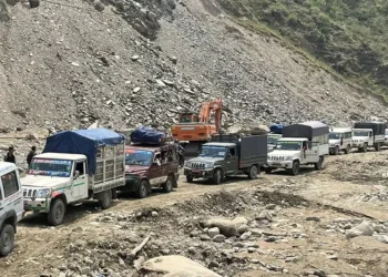 हिजो रातीदेखी अवरुद्ध बि.पि.राजमार्ग सुचारु