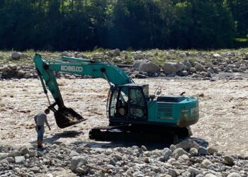 अबरुद्ध बीपी राजमार्ग सञ्चालनको लागि डाइभर्सन बनाउन सुरु