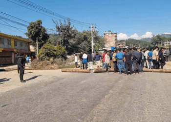 पाँचखालमा बसको ठक्करबाट एक जनाको मृत्यु, स्थानीयद्धारा अरनिको राजमार्ग अवरुद्ध