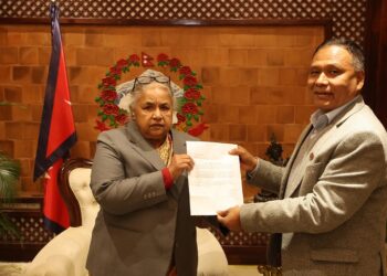 ऊर्जा, जलस्रोत तथा सिँचाइमन्त्री कुलमान घिसिङद्वारा पदबाट राजीनामा