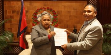 ऊर्जा, जलस्रोत तथा सिँचाइमन्त्री कुलमान घिसिङद्वारा पदबाट राजीनामा