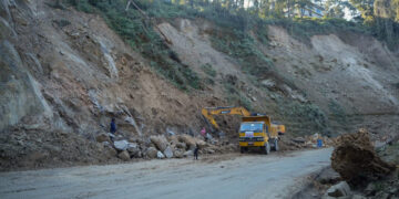 धुलिखेल–खावा सडकः चैत ७ देखि २० गतेसम्म रातको समयमा यातायात बन्द गरिने