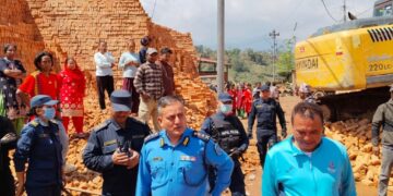 ललितपुरमा इँटाभट्टाको पर्खाल भत्किँदा एकको मृत्यु, चार जना घाइते