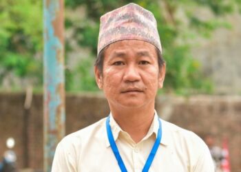 स्वकीय सचिव राख्न पाउने व्यवस्थाको विरुद्धमा साम्पाङः ‘५ वर्षमा ४९ करोड ५० लाख आर्थिक भार थोपरिन्छ’