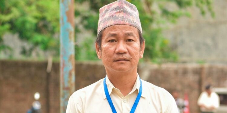 स्वकीय सचिव राख्न पाउने व्यवस्थाको विरुद्धमा साम्पाङः ‘५ वर्षमा ४९ करोड ५० लाख आर्थिक भार थोपरिन्छ’