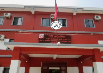 सडक क्षेत्रमा प्रयोग भएको निर्माण सामग्रीहरुको राजस्व दाखिला गर्न निर्माण कम्पनीलाई रोशी गाउँपालिकाको अनुरोध